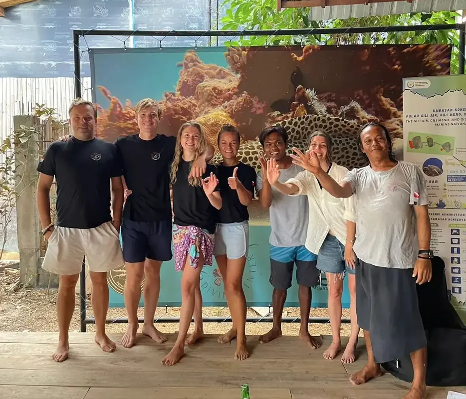 PADI Scuba Divers group photo